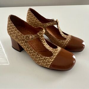 NWOT Chie Mihara T bar Mary Jane Gold and Brown Heels